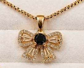 Blow Bliss pendant